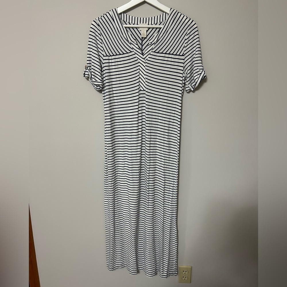 Chico’s White and Black Striped Stretchy Dress - Size Small (Chico Sizing 0)